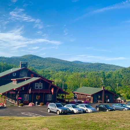 Swiss Chalets Village Inn Норд Конуей Екстериор снимка