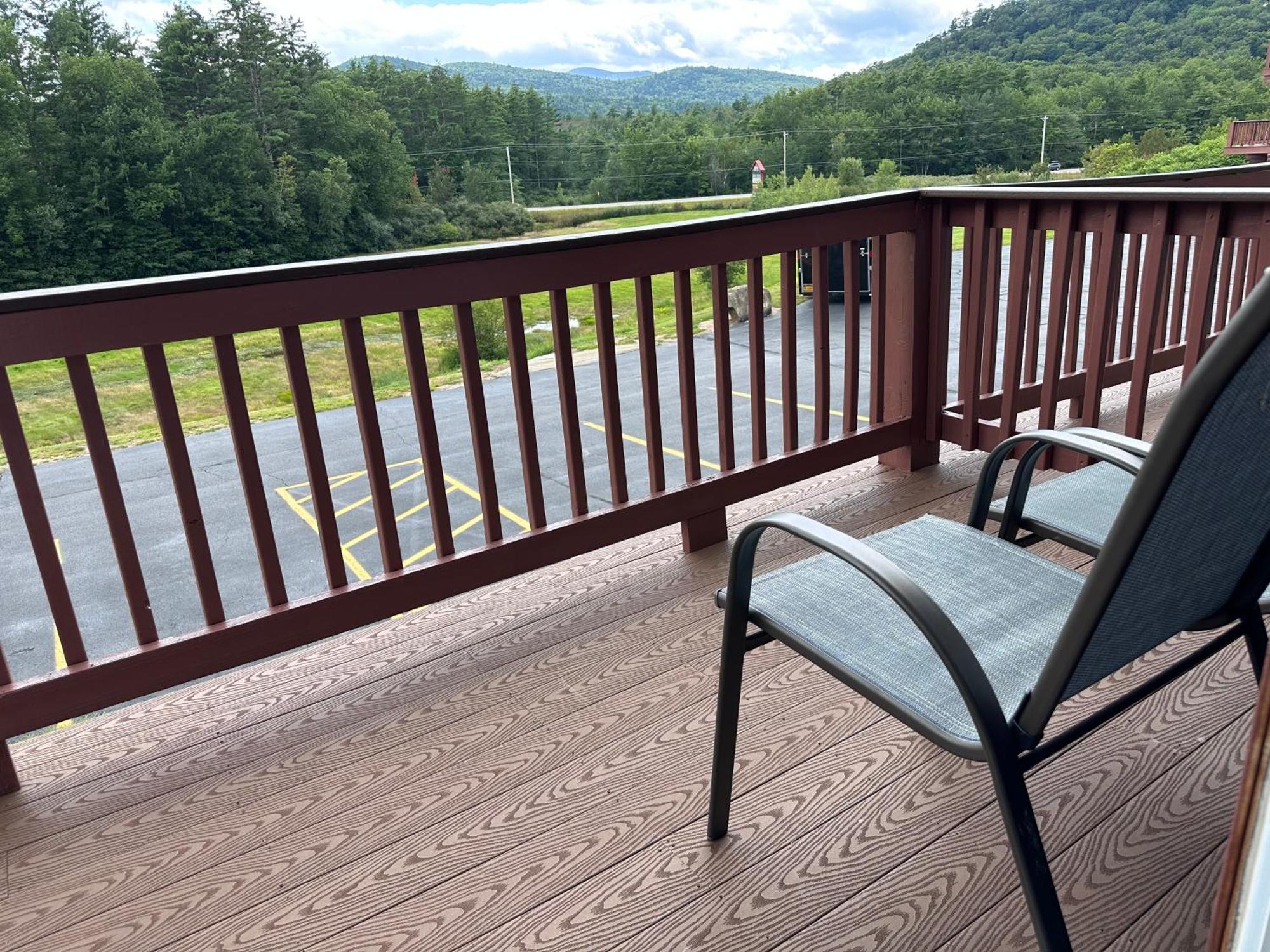 Swiss Chalets Village Inn Норд Конуей Екстериор снимка